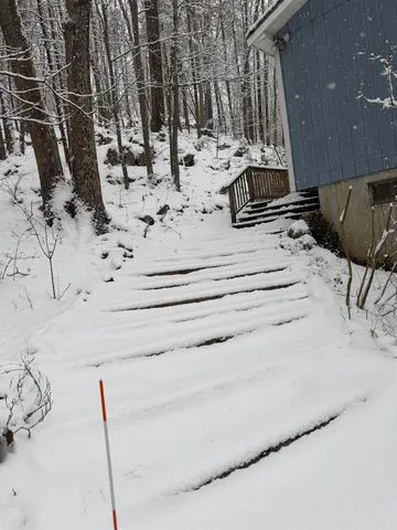 $399,000 | 50 Great Hill Drive, Newmarket, NH 03857