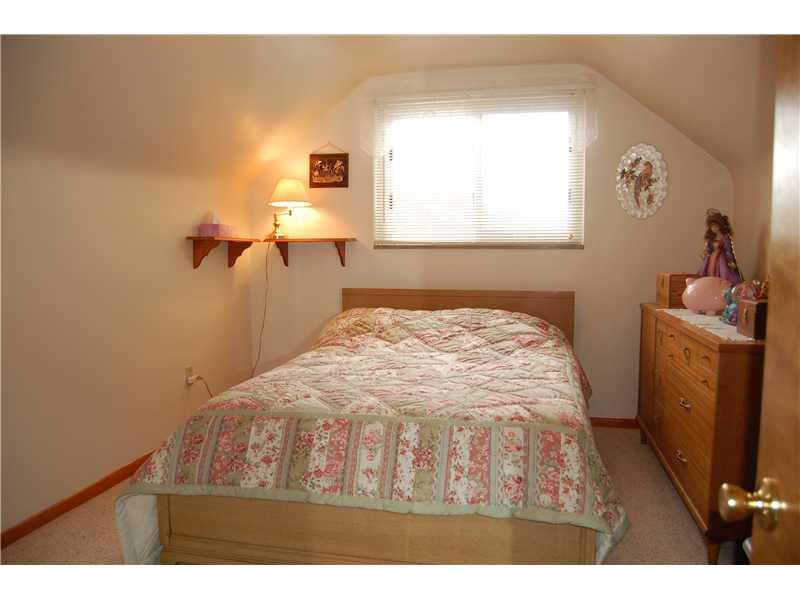841 Agnew Road Baldwin, PA 15227 - Photo 15 of 25 Bedroom.
