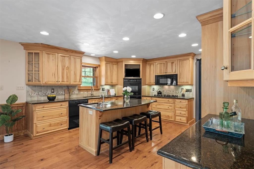 6390 Thompson Road Export, PA 15632 - Photo 9 of 25 Gallery Image 9