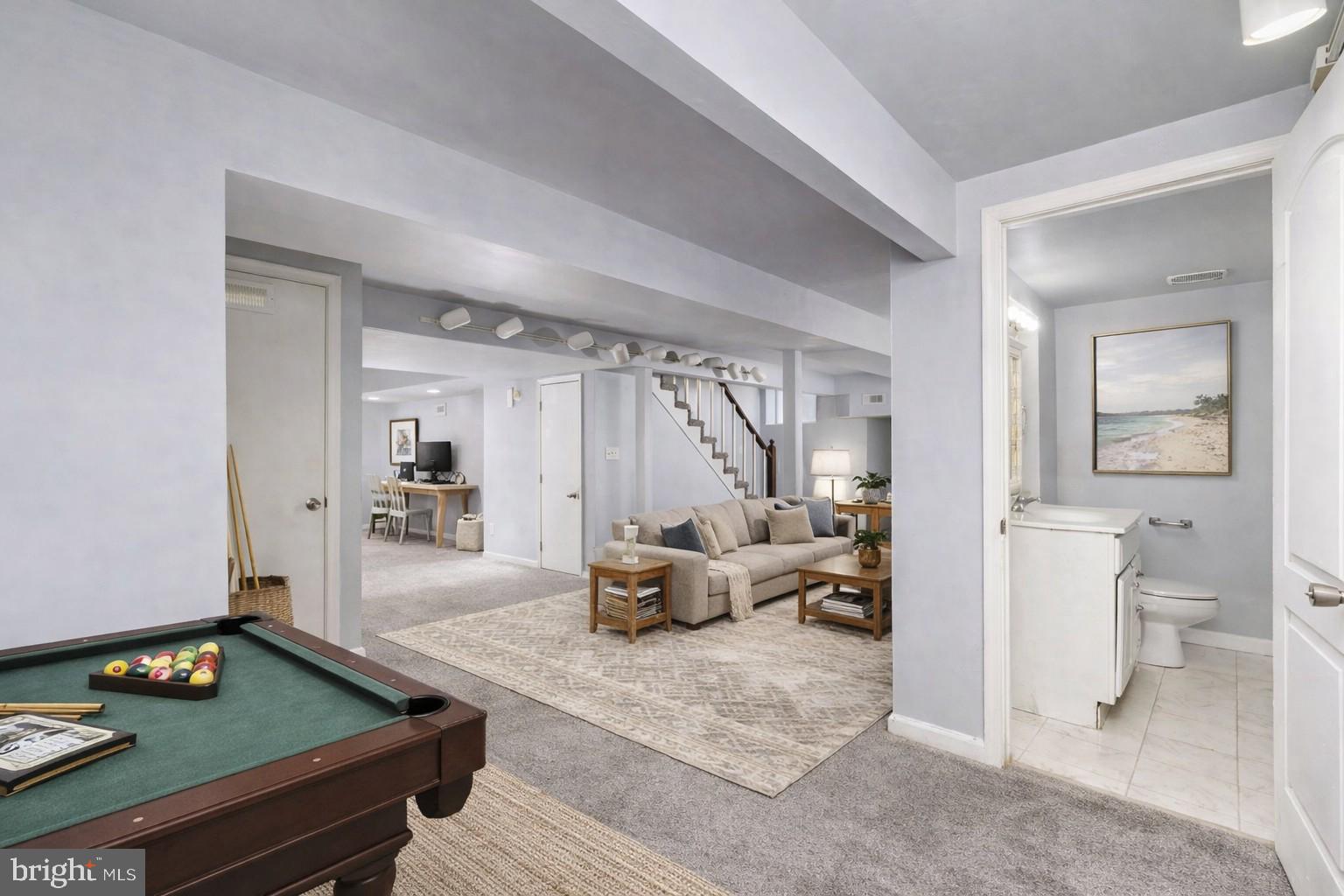 28 Tanglewood Road Palmyra, VA 22963 - Photo 17 of 44 a living room with furniture and wooden floor