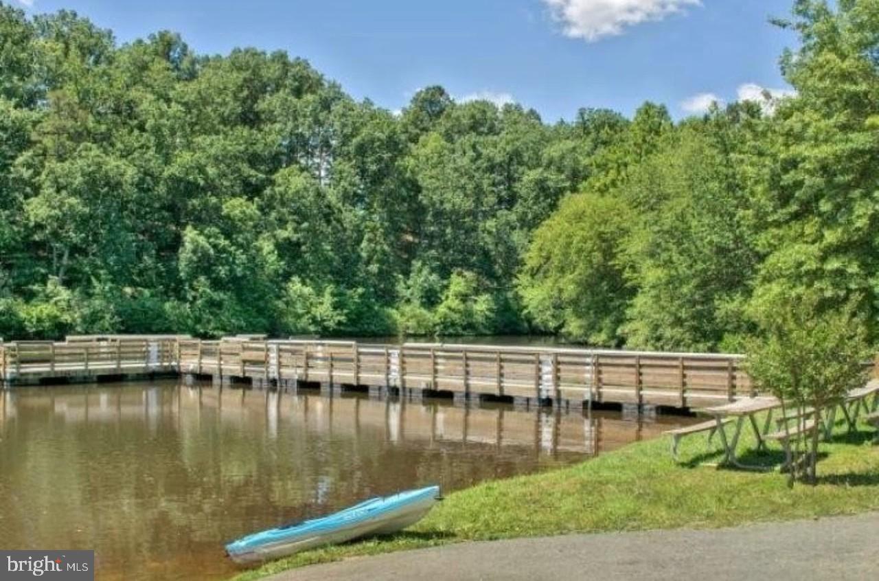 28 Tanglewood Road Palmyra, VA 22963 - Photo 38 of 44 a view of boat floating on water