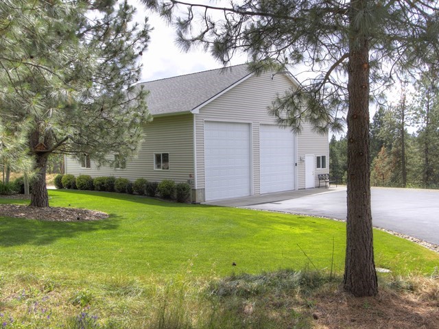 29209 North Cedar Road Deer Park, WA 99006 - Photo 16 of 20 Gallery Image 16