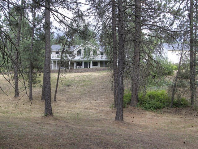 29209 North Cedar Road Deer Park, WA 99006 - Photo 18 of 20 Gallery Image 18