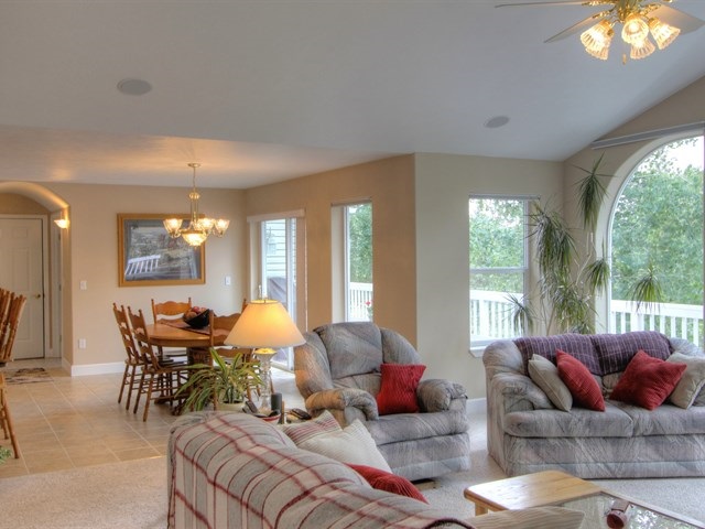 29209 North Cedar Road Deer Park, WA 99006 - Photo 4 of 20 Gallery Image 4
