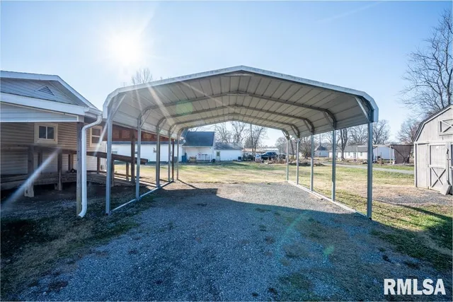 $45,000 | 803 South Cockrum Street, Sesser, IL 62884