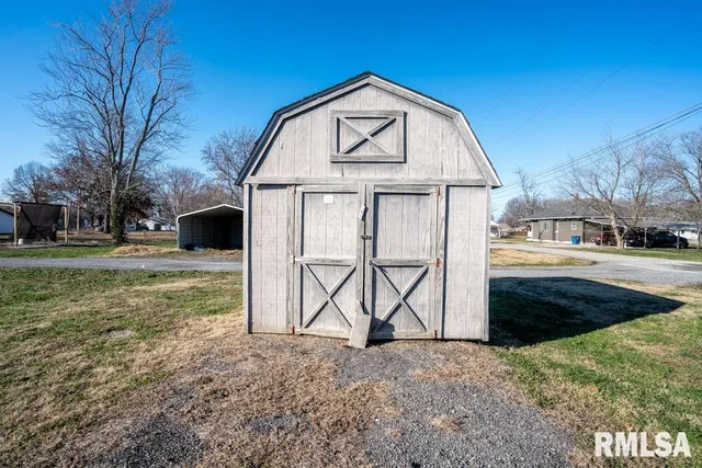 $45,000 | 803 South Cockrum Street, Sesser, IL 62884