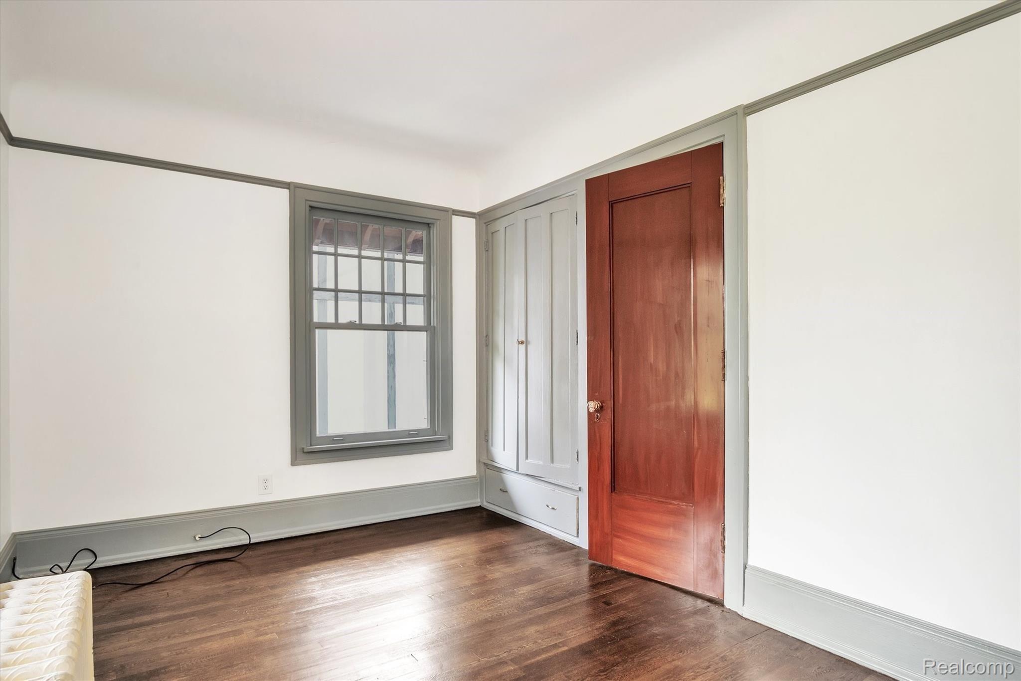 703 Edison Street Detroit, MI 48202 - Photo 34 of 47 30-703-Edison-Windowstill-Real-Estate-Photography-30.jpg