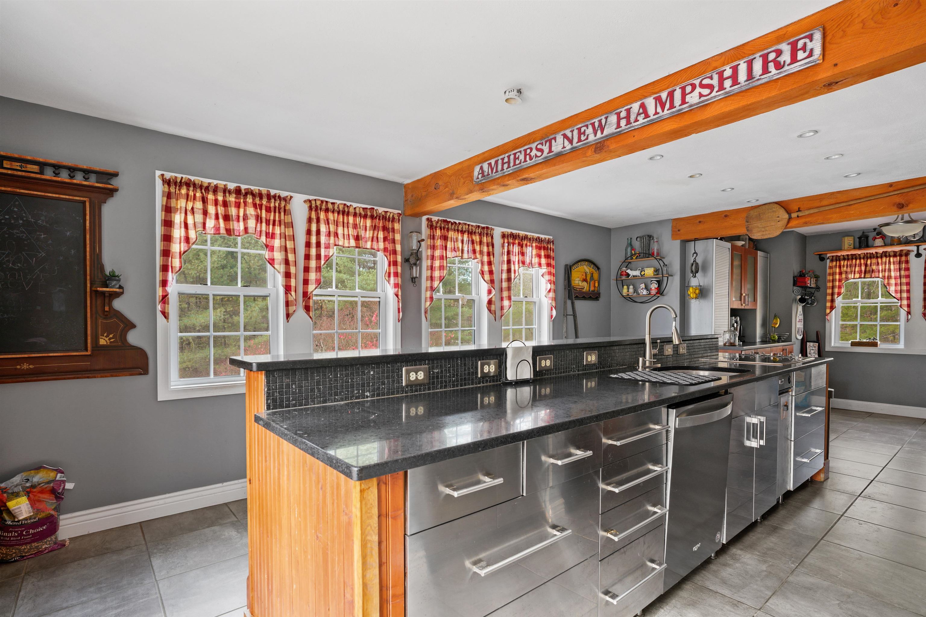19 Baboosic Lake Road Amherst, NH 03031 - Photo 3 of 52 Gallery Image 3
