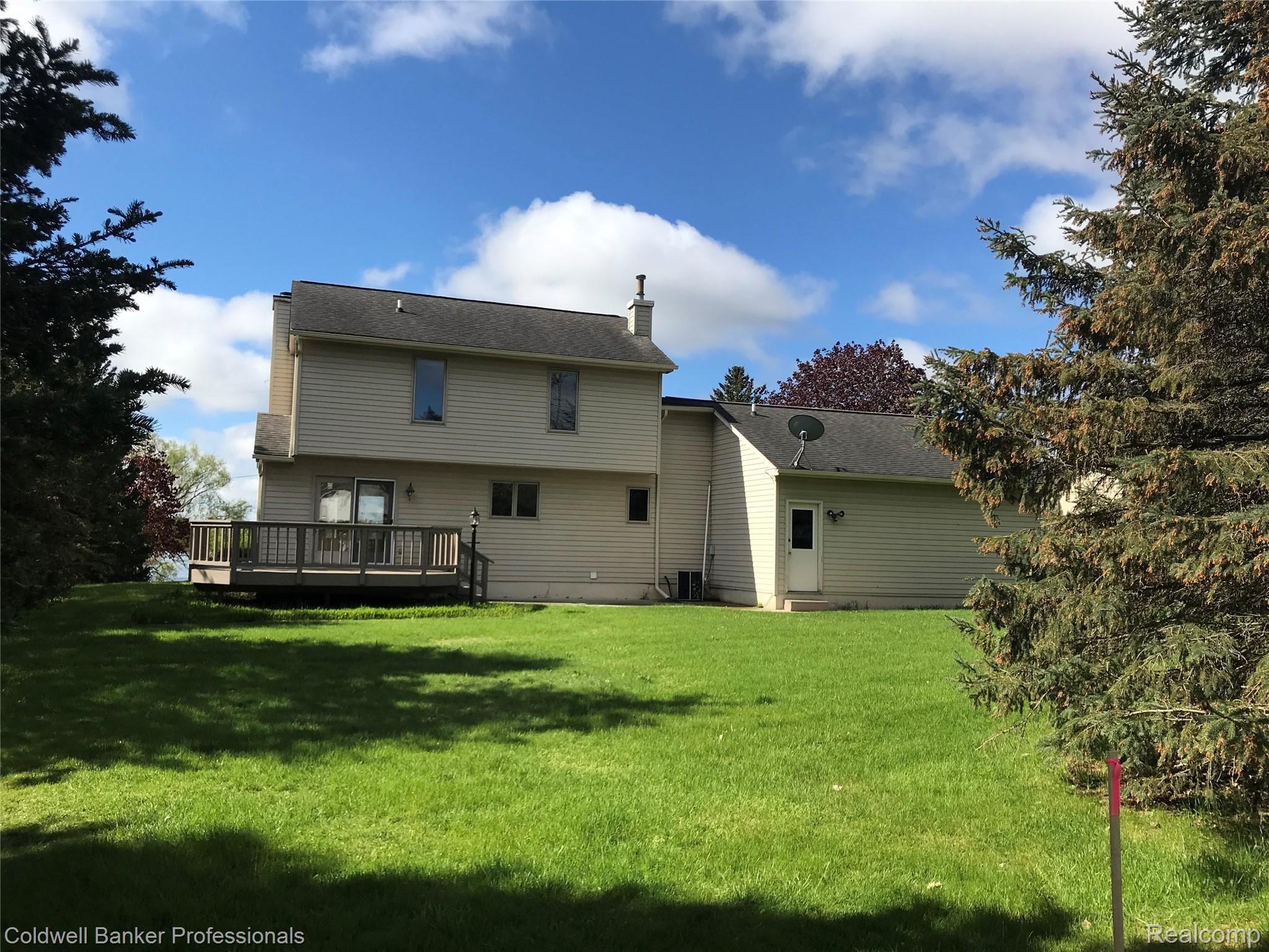 3476 West Drahner Road Oxford, MI 48371 - Photo 9 of 36 d rahner.jpg
