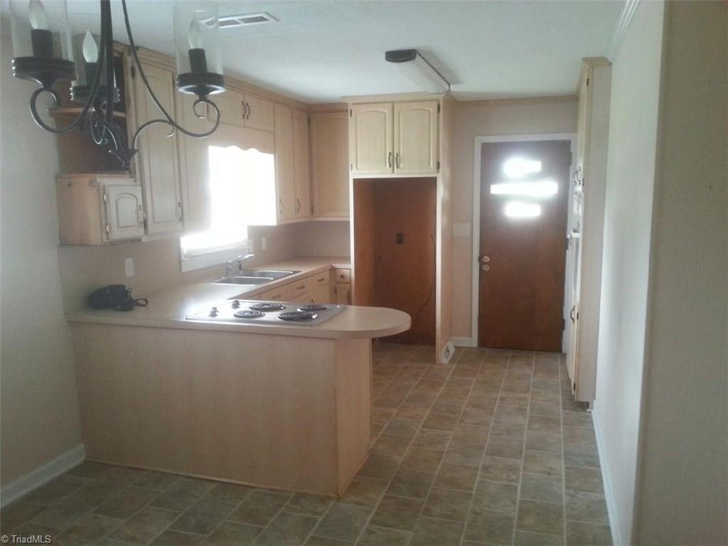 4762 Arnold Road Lexington, NC 27295 - Photo 7 of 14 Gallery Image 7