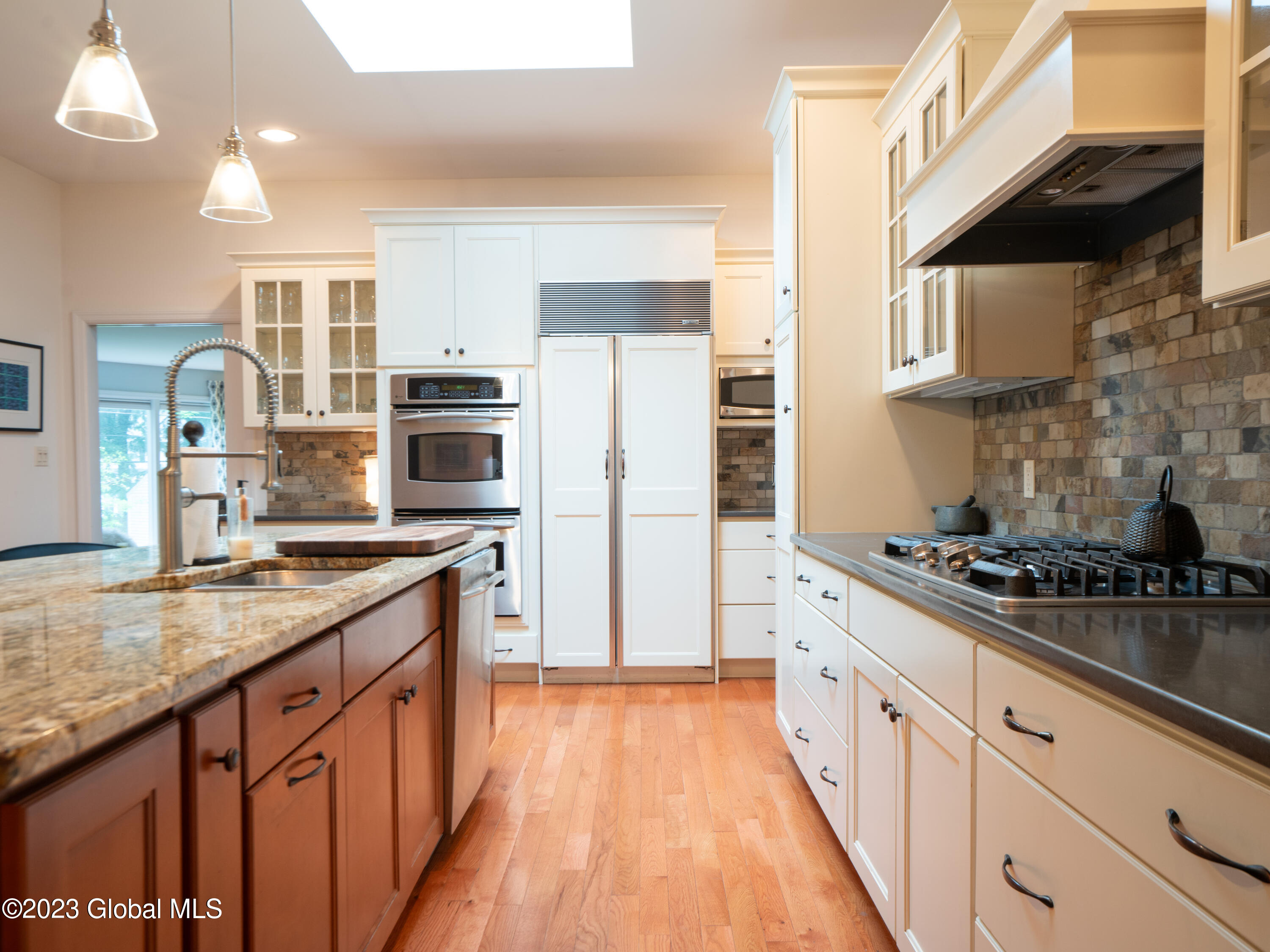 29 Colonial Green Road Albany, NY 12211 - Photo 12 of 34 kitchen