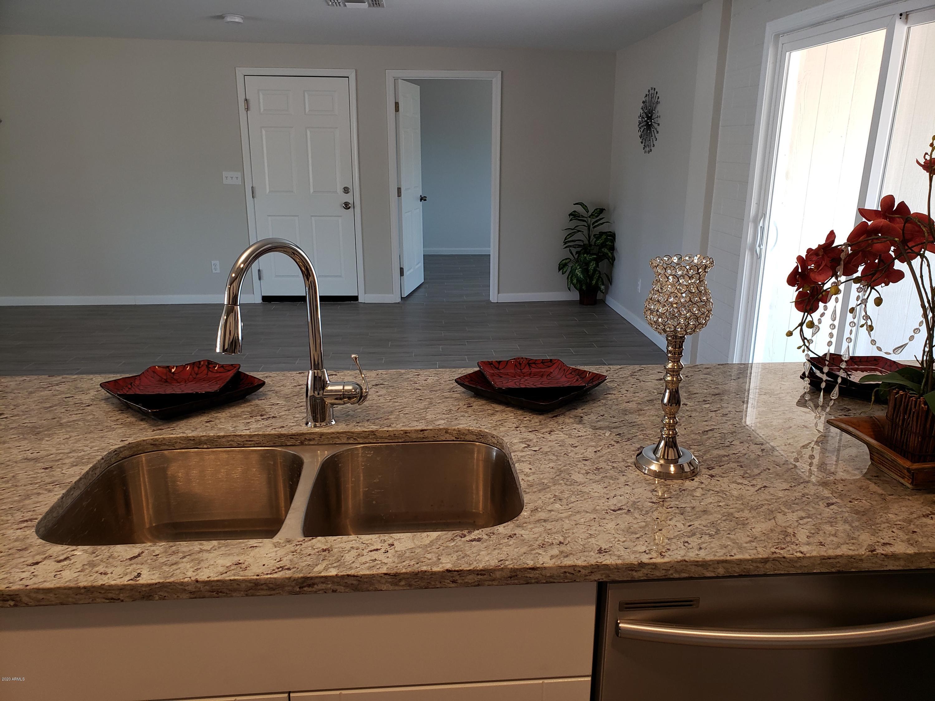 3461 East Hearn Road Phoenix, AZ 85032 - Photo 9 of 27 20200616_121002