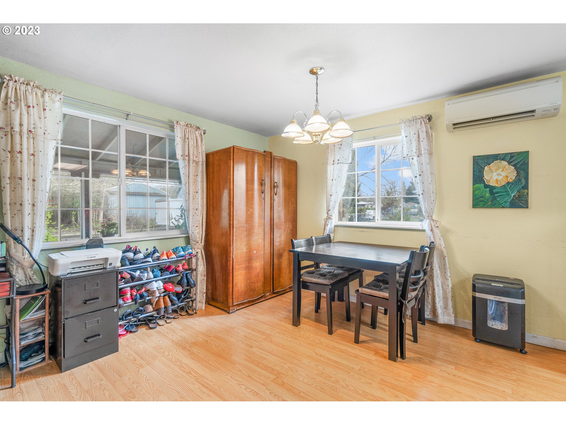 471 West M Street Springfield, OR 97477 - Photo 8 of 37 a view of a dining room with furniture window and outside view