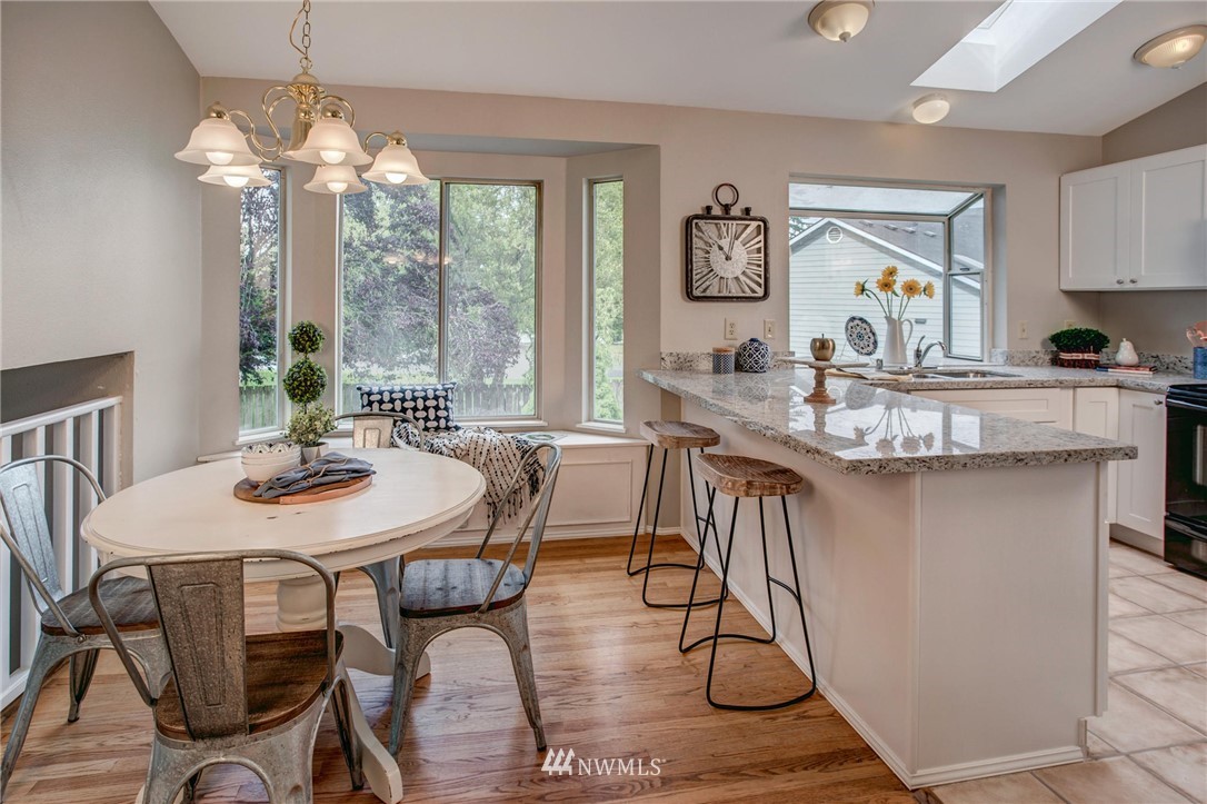 530 212th Street Southwest Bothell, WA 98021 - Photo 12 of 24