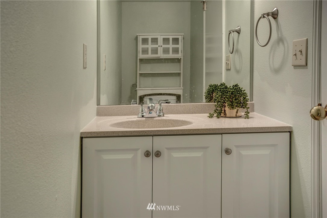 530 212th Street Southwest Bothell, WA 98021 - Photo 17 of 24