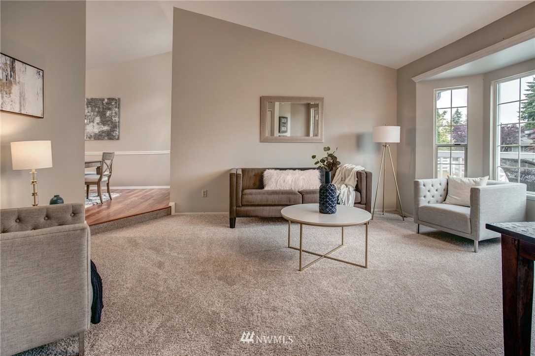 530 212th Street Southwest Bothell, WA 98021 - Photo 4 of 24