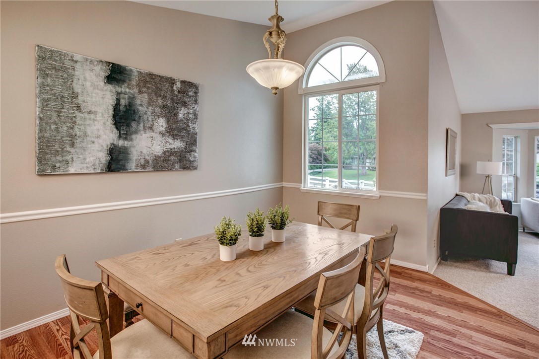530 212th Street Southwest Bothell, WA 98021 - Photo 7 of 24