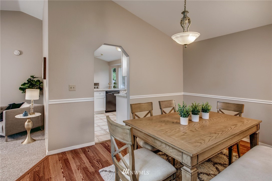 530 212th Street Southwest Bothell, WA 98021 - Photo 8 of 24