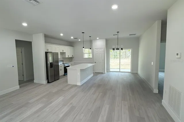 $1,900 | 1481 West Landmark Drive, Citrus Springs, FL 34434