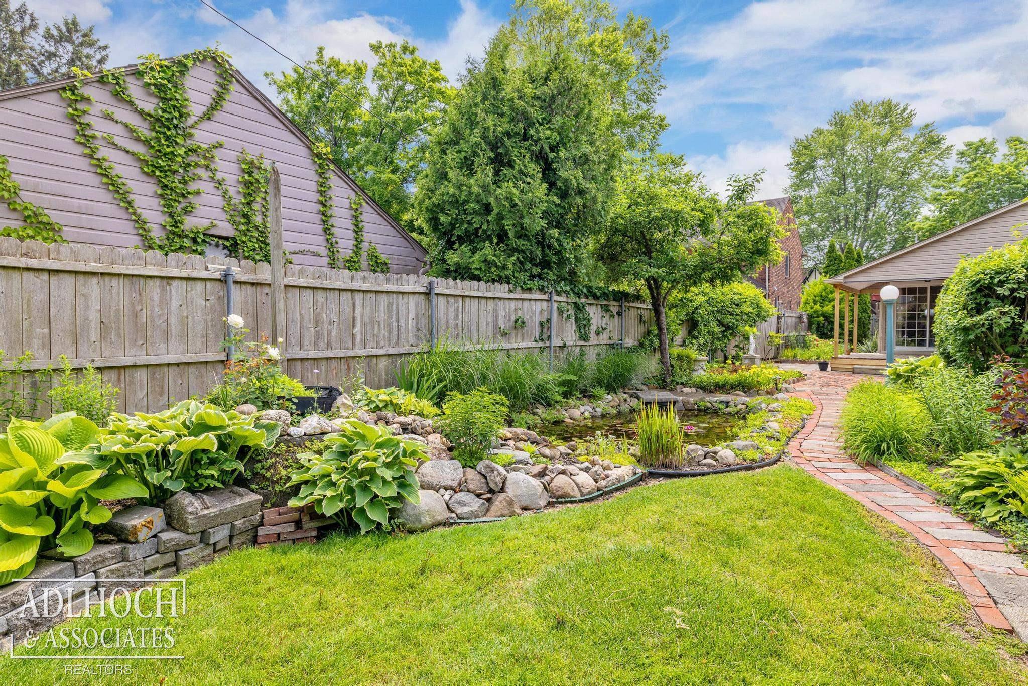 770 Lincoln Road Grosse Pointe, MI 48230 - Photo 48 of 56 50178569-5ae6943d-ca50-43d3-ba69-c3e7a30b038f.JPG