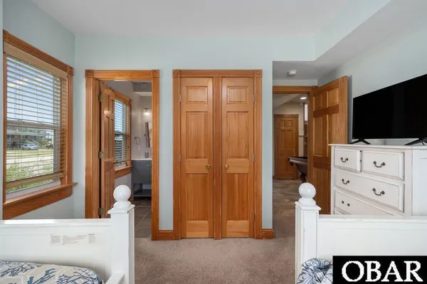 $1,199,000 | 1596 Sandpiper Road, Corolla, NC 27927