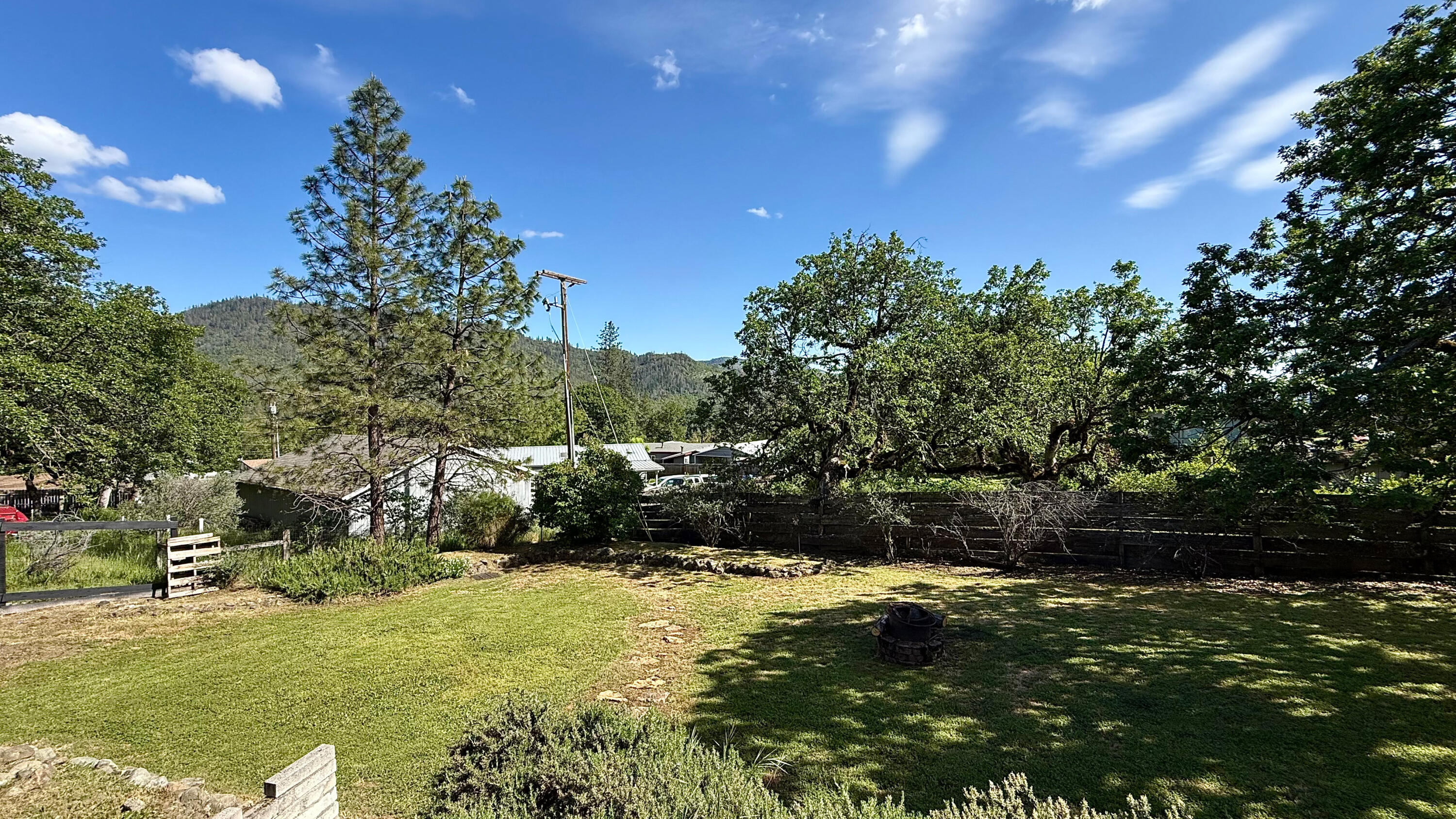 381 Pinetop Terrace Shady Cove, OR 97539 - Photo 50 of 66
