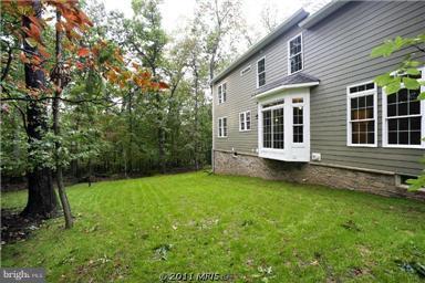 5705 Trotter Road Clarksville, MD 21029 - Photo 10 of 28 Exterior (Rear)