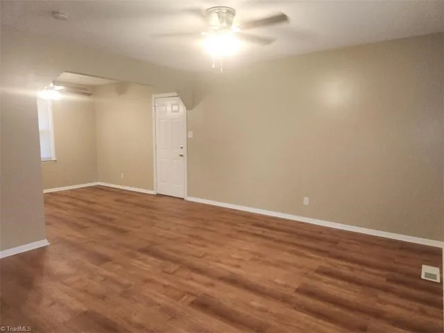 $1,500 | 3878 Pembrooke Road Northwest, Winston-Salem, NC 27106