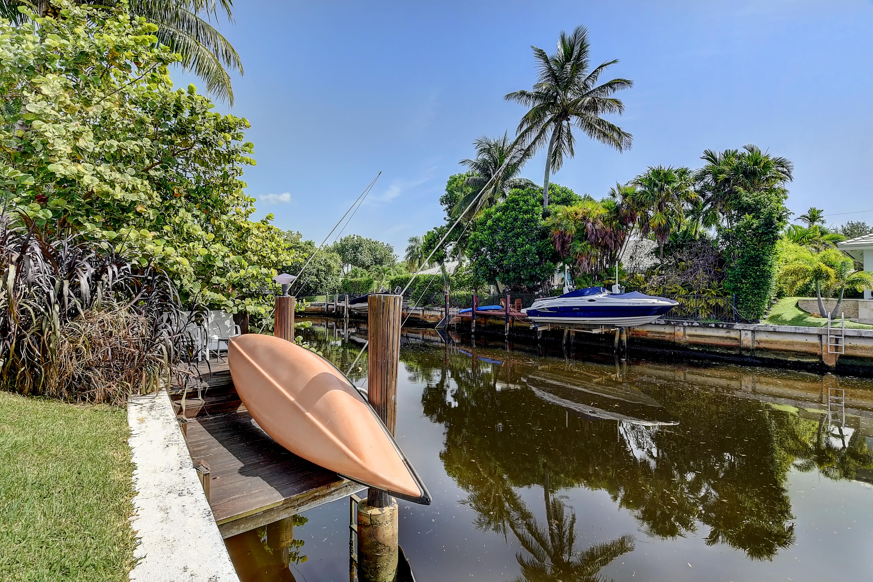 1310 Tamarind Way Boca Raton, FL 33486 - Photo 28 of 43 28_dsc_9075_6_7_8_9