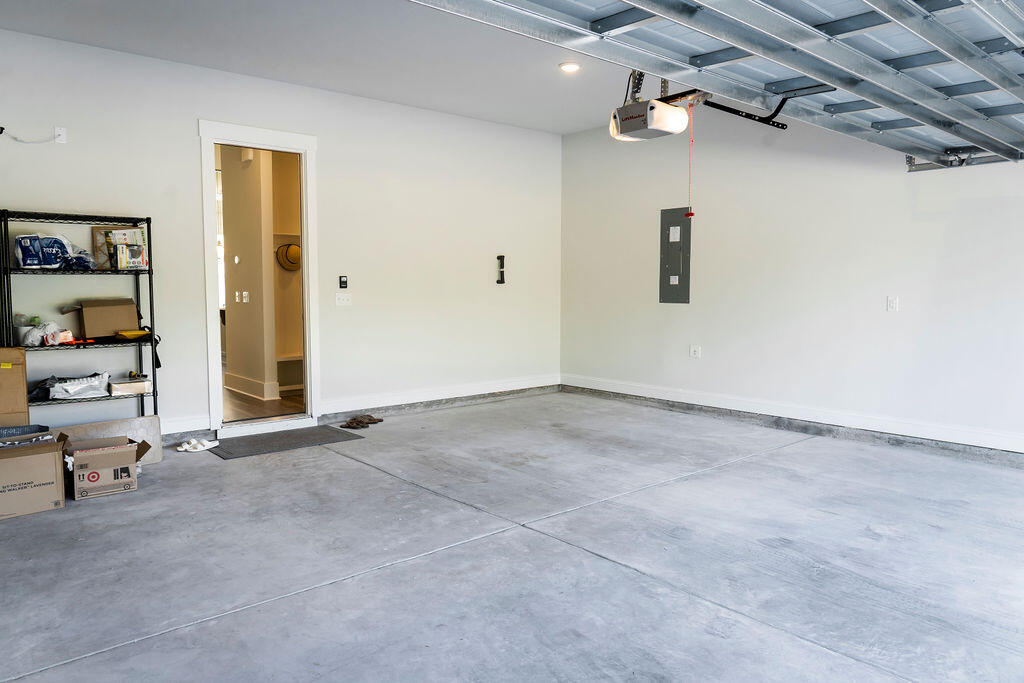3085 Sturbridge Road Mount Pleasant, SC 29466 - Photo 21 of 50 garage