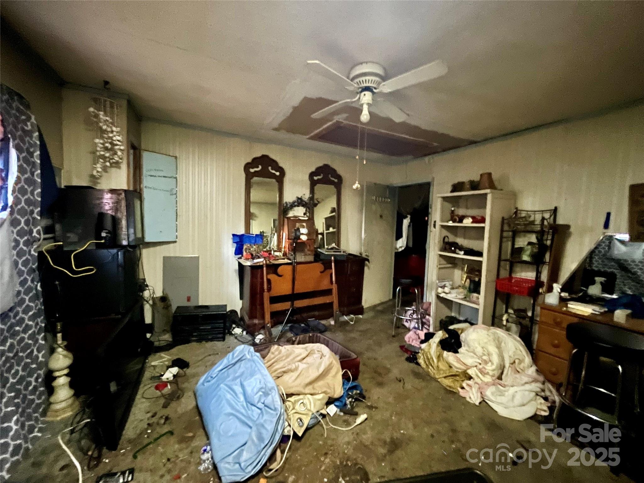 608 Crowders Creek Road Gastonia, NC 28052 - Photo 14 of 18 a room with gym equipment and mirror