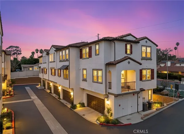 $649,900 | 468 Carina Glen, Escondido, CA 92025
