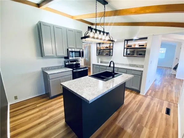 $208,000 | 110 South Main Street, Concordia, MO 64020