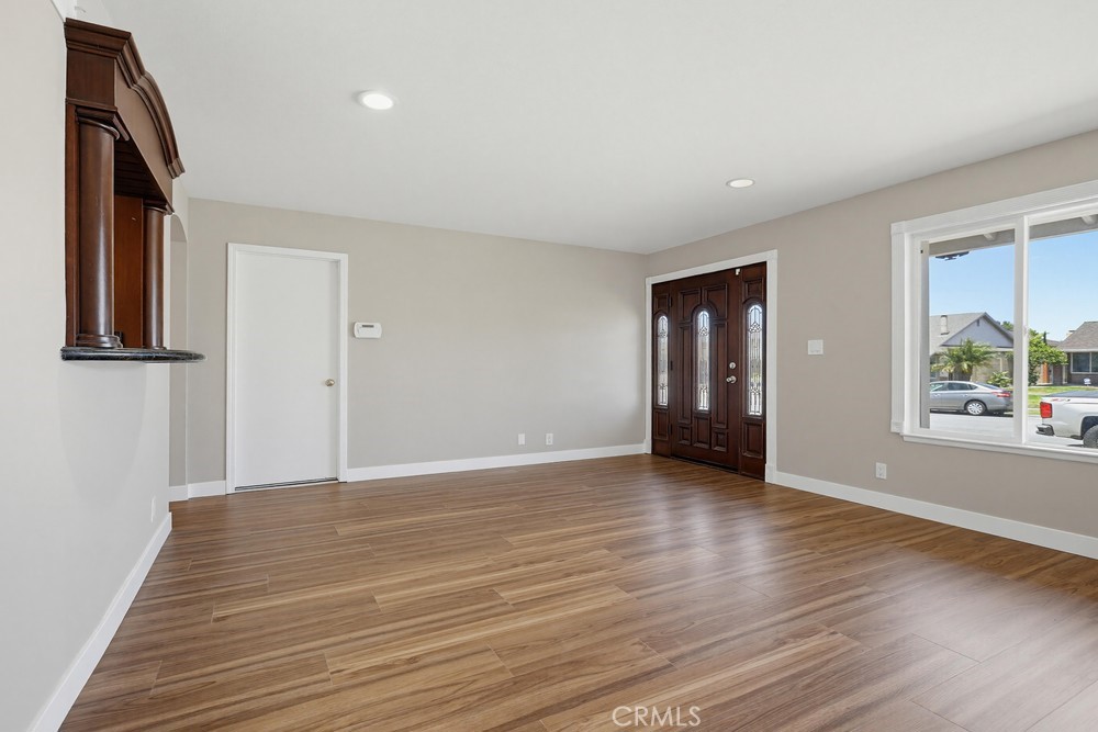 243 North Pageant Street Anaheim, CA 92807 - Photo 15 of 61