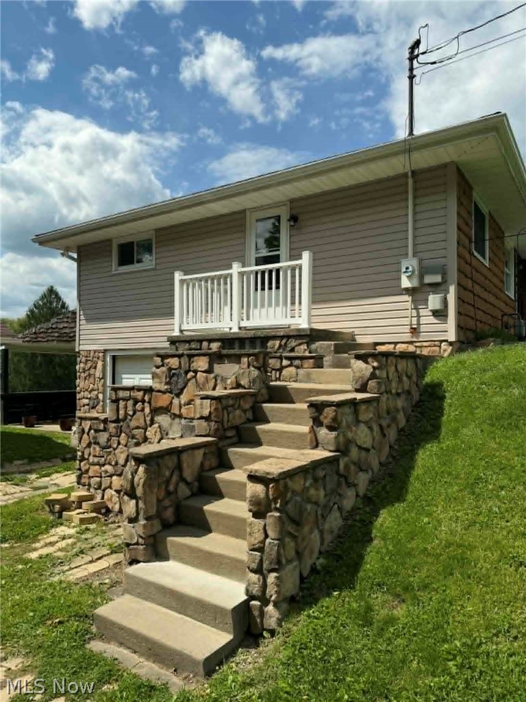 1158 Mick Road Wellsville, OH 43968 - Photo 2 of 26