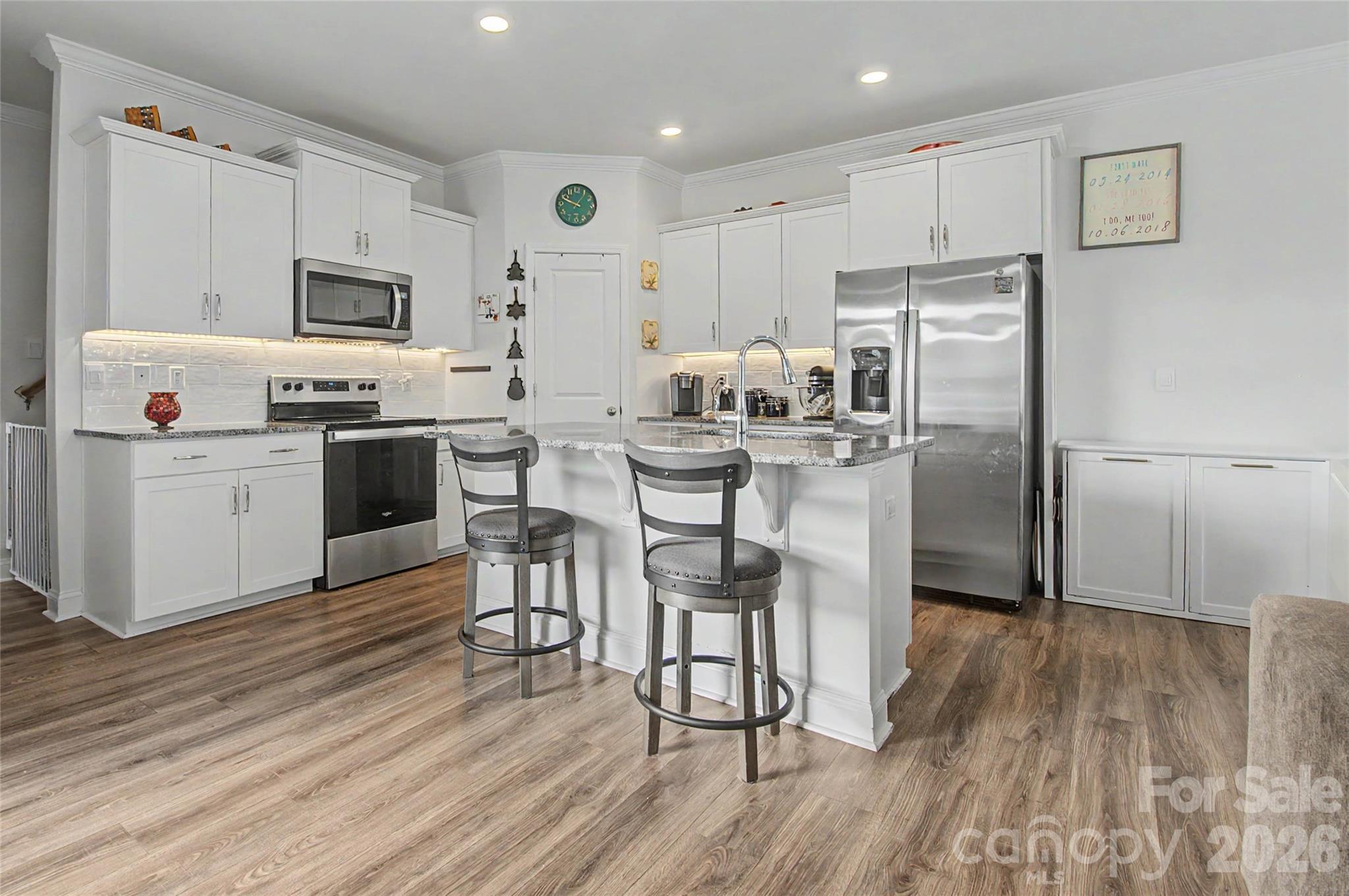 33 Cedar Hl Road Hendersonville, NC 28792 - Photo 15 of 48