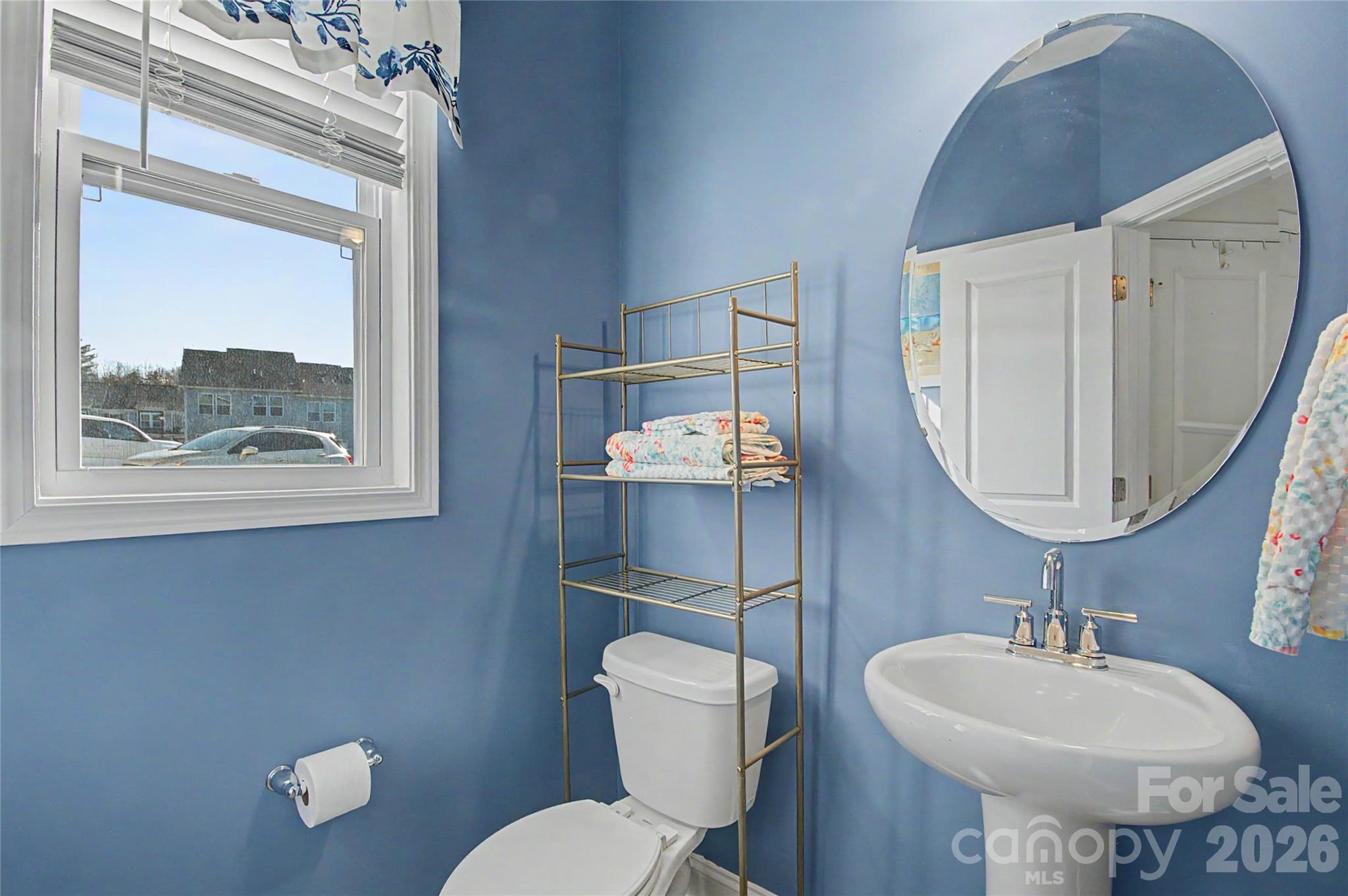 33 Cedar Hl Road Hendersonville, NC 28792 - Photo 18 of 48