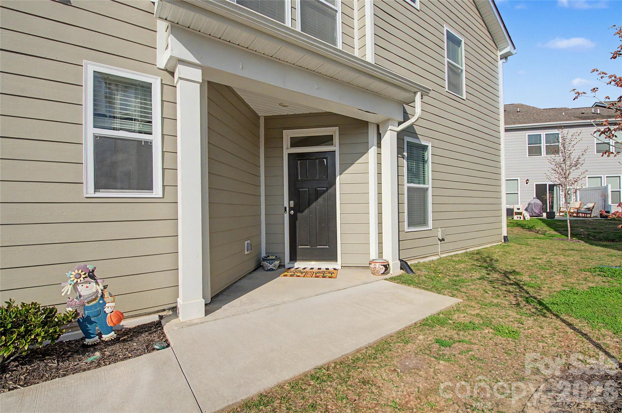 33 Cedar Hl Road Hendersonville, NC 28792 - Photo 3 of 48