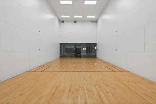 $229,500 | 13570 Technology Dr., Unit 2111, Eden Prairie, MN 55344