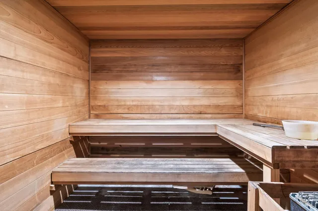 $229,500 | 13570 Technology Dr., Unit 2111, Eden Prairie, MN 55344