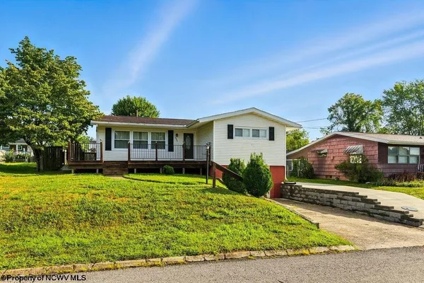 $269,000 | 111 Circle Bridgeport Wv 26330, Bridgeport, WV 26330