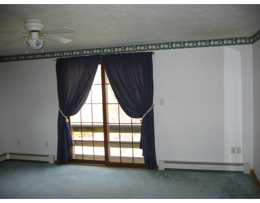 152 Spring Street Hull, MA 02045 - Photo 10 of 11 Gallery Image 10