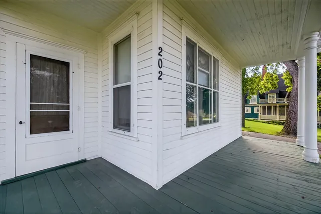 $499,900 | 202 Winona Street Southeast, Chatfield, MN 55923