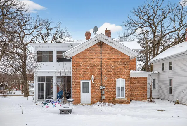 $499,900 | 202 Winona Street Southeast, Chatfield, MN 55923