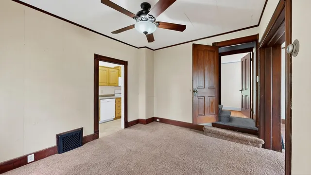 $499,900 | 202 Winona Street Southeast, Chatfield, MN 55923