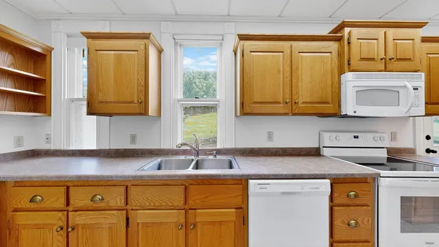 $499,900 | 202 Winona Street Southeast, Chatfield, MN 55923