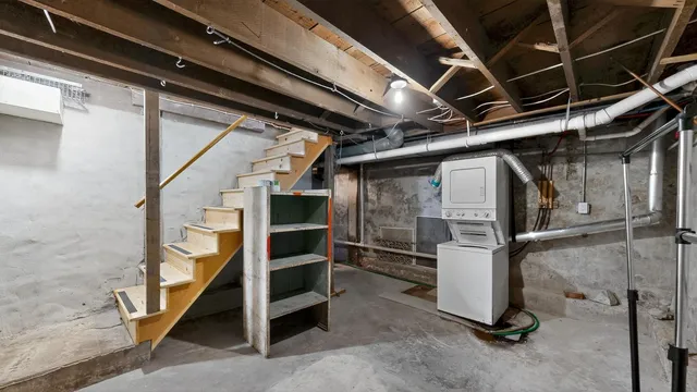 $499,900 | 202 Winona Street Southeast, Chatfield, MN 55923