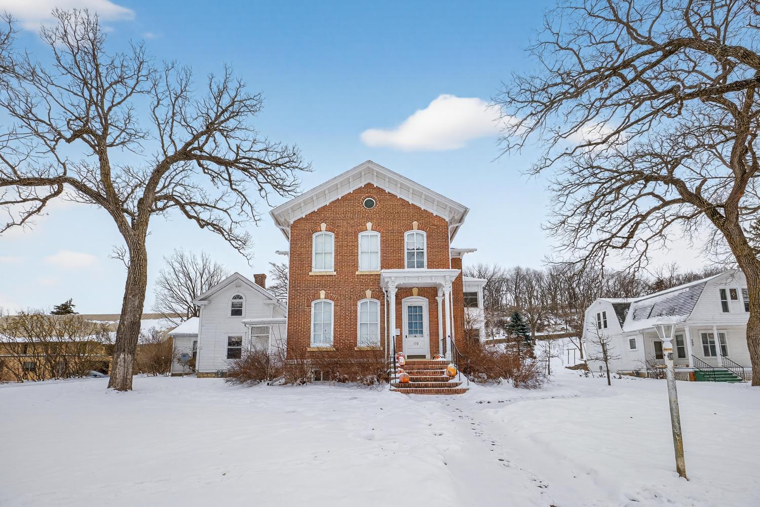 202 Winona Street Southeast Chatfield, MN 55923 - Photo 2 of 148