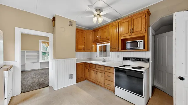 $499,900 | 202 Winona Street Southeast, Chatfield, MN 55923