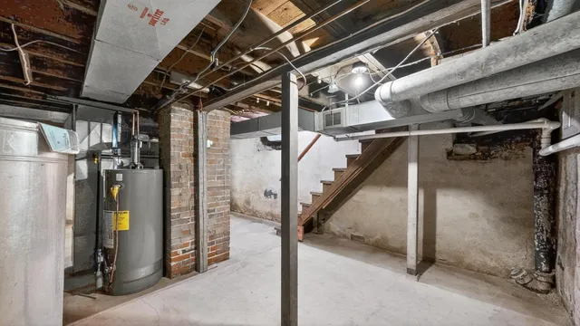 $499,900 | 202 Winona Street Southeast, Chatfield, MN 55923